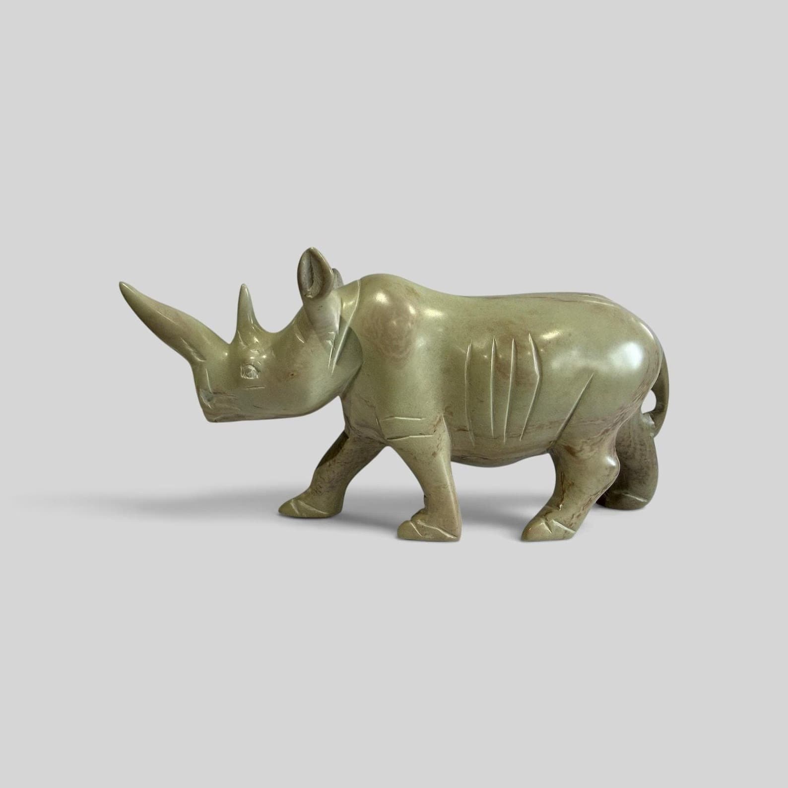 RHINO CARVING 